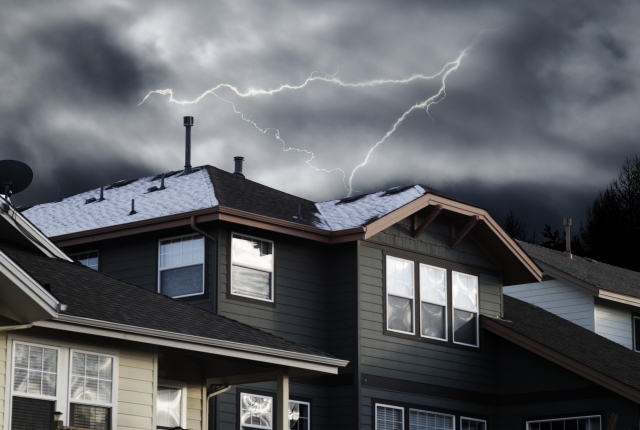 落雷 対策 自宅にいる時も危険がいっぱい！